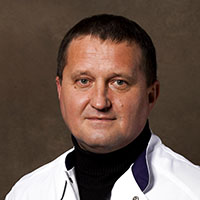 Стоматолог Усков Андрей Владимирович